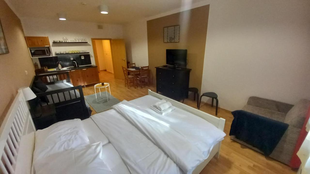 Apartmany Margo Sun Martinske Hole Exterior photo